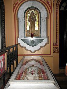 Рака с мощами святой Елизаветы в церкви Марии Магдалины